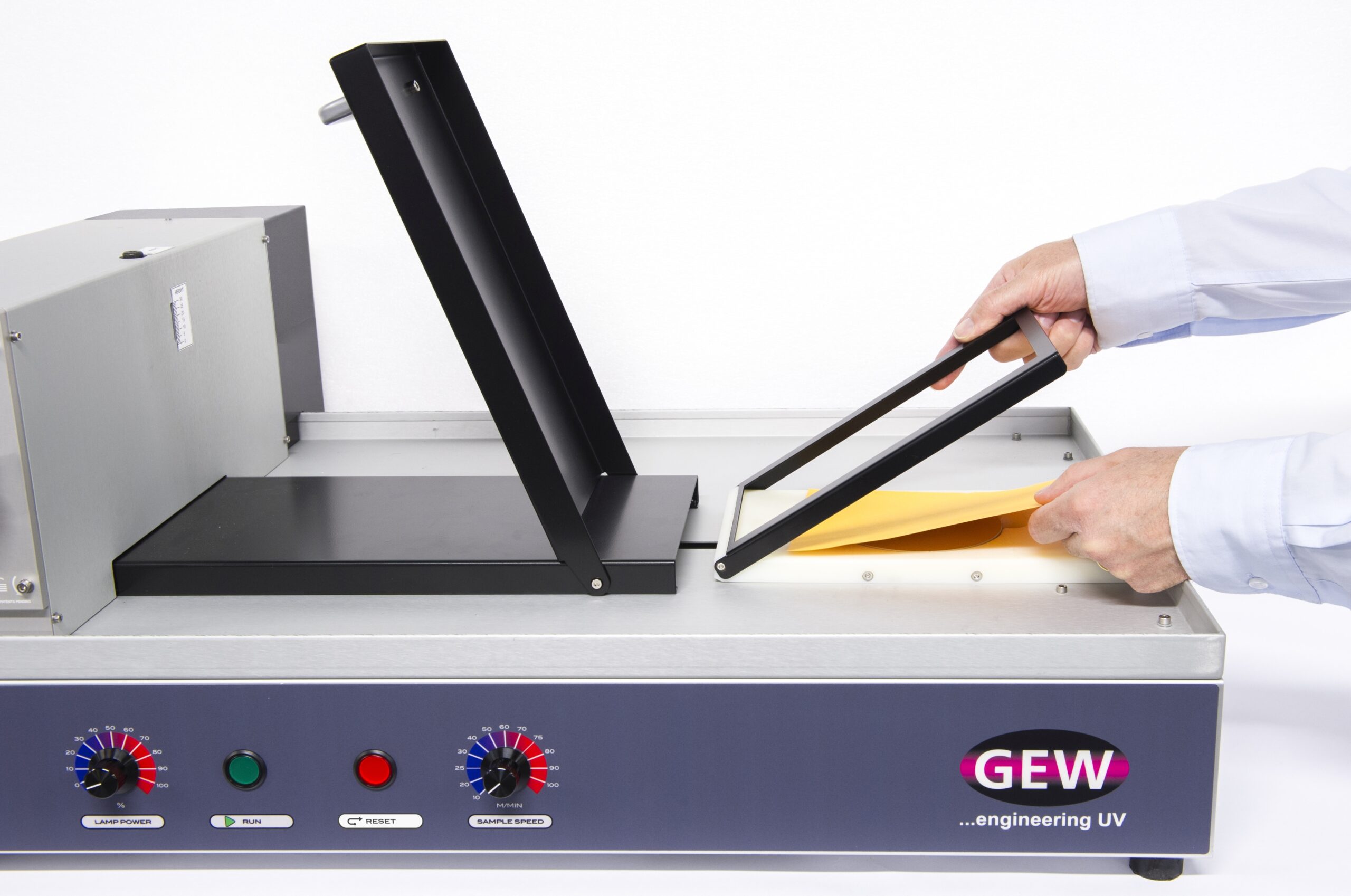 Urządzenie laboratoryjne UV LED